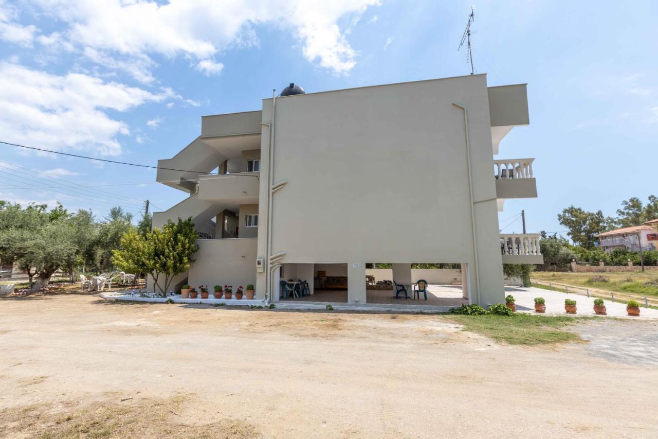 Pansion Artemis Apartman Mavrovúni Kültér fotó